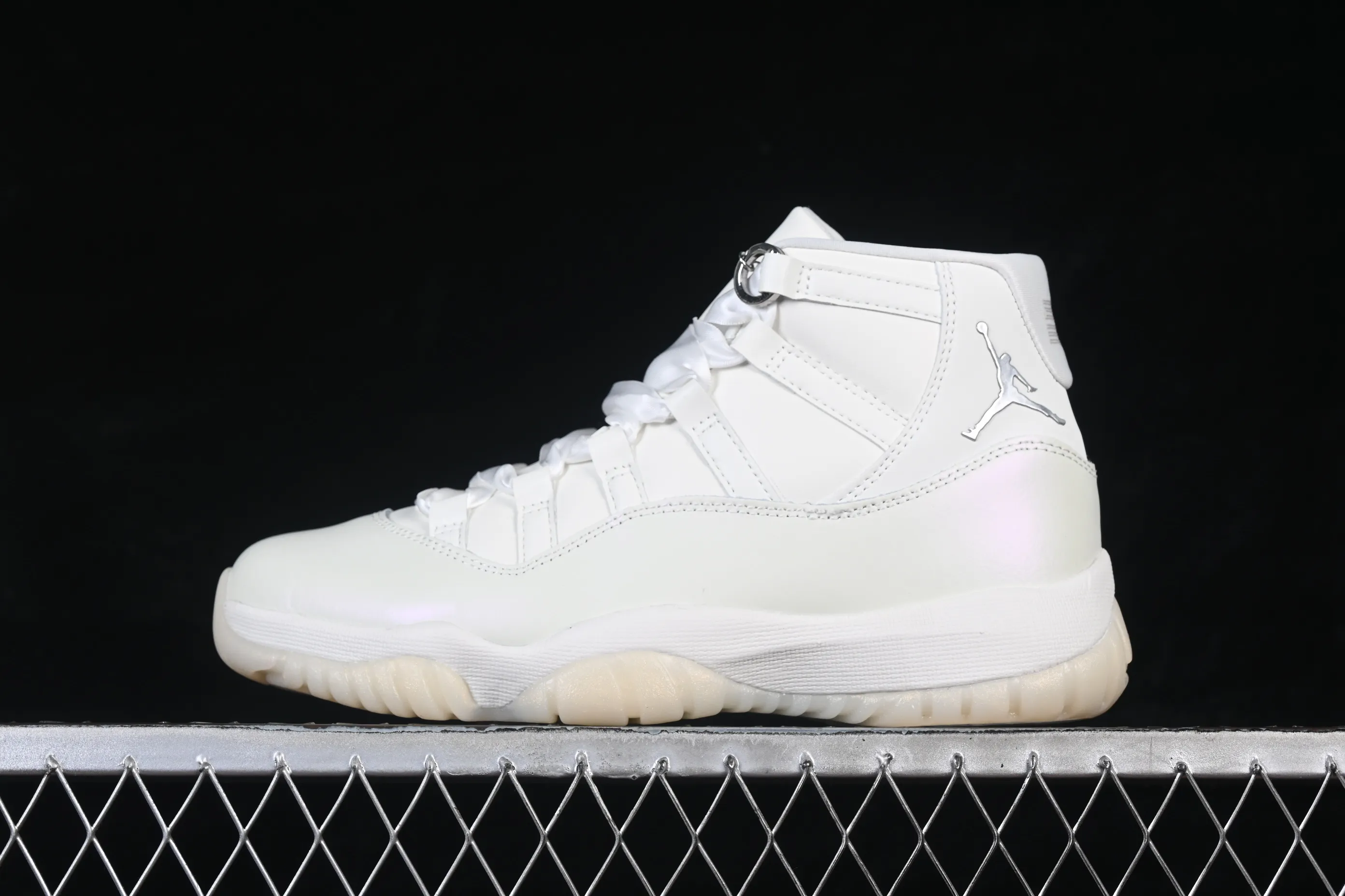 All categories Air Jordan Jordan series basketball shoes Air Jordan 11 Air Jordan 11 Retro "Pearl" AJ11 Joe 11 Pearl White AR0715-110